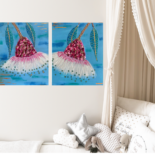 ‘Candy Gums’ is an original acrylic canvas set of two individual paintings. These textured beauties are unique and perfect as a statement piece. A bronze foil has been used to give a special sparkle to the set. Impasto has been used to create a raised texture on the gum flower, making it stand out. 